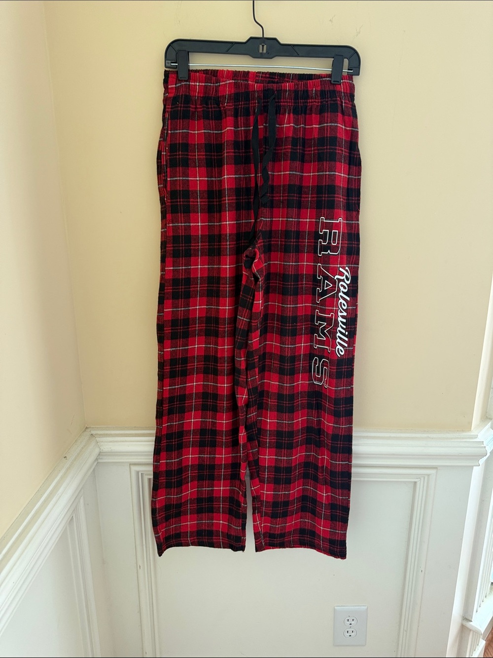 Ohio Pyle Red Plaid Kids Pajama Pants with Rolesville RAMS‎ Graphic Size Small
